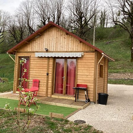 La P'Tite Maison Bois Du Herisson Menetrux-en-Joux Екстер'єр фото