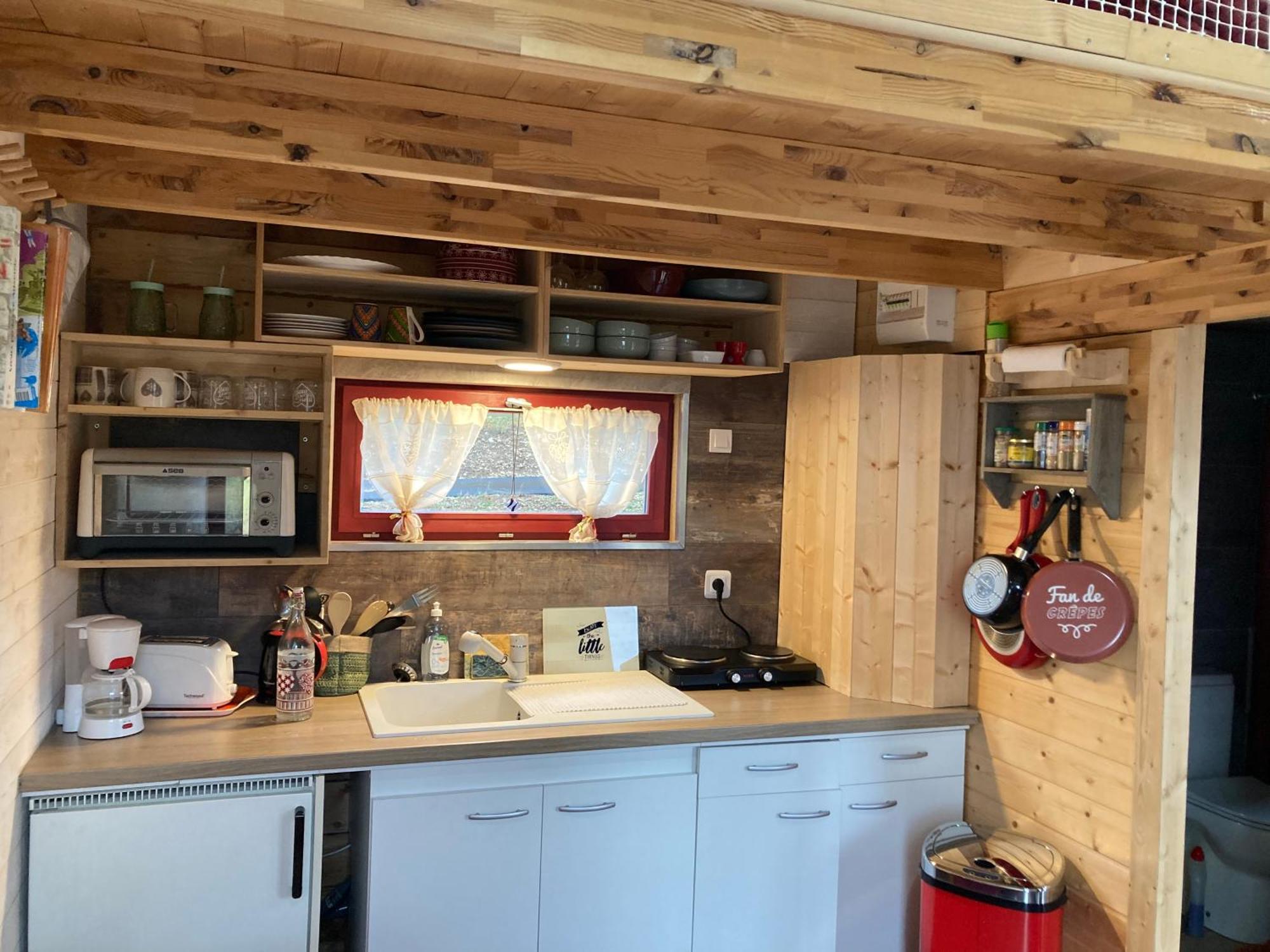 La P'Tite Maison Bois Du Herisson Menetrux-en-Joux Екстер'єр фото
